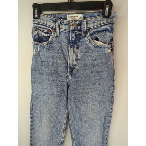 Abercrombie & Fitch Light Wash The 90's Straight Ultra High Rise Jeans Sz 24/00R - Picture 4 of 13